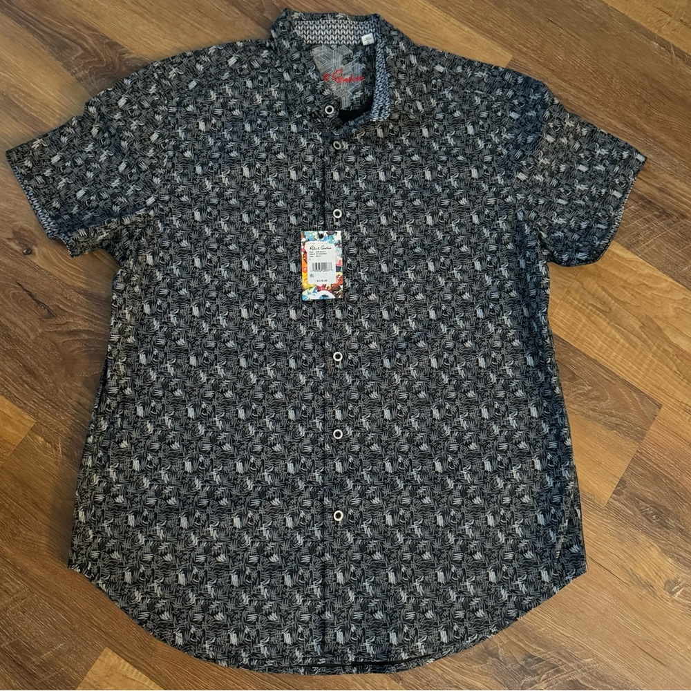 NWT Robert Graham Men’s Sun Valley Shirt size L